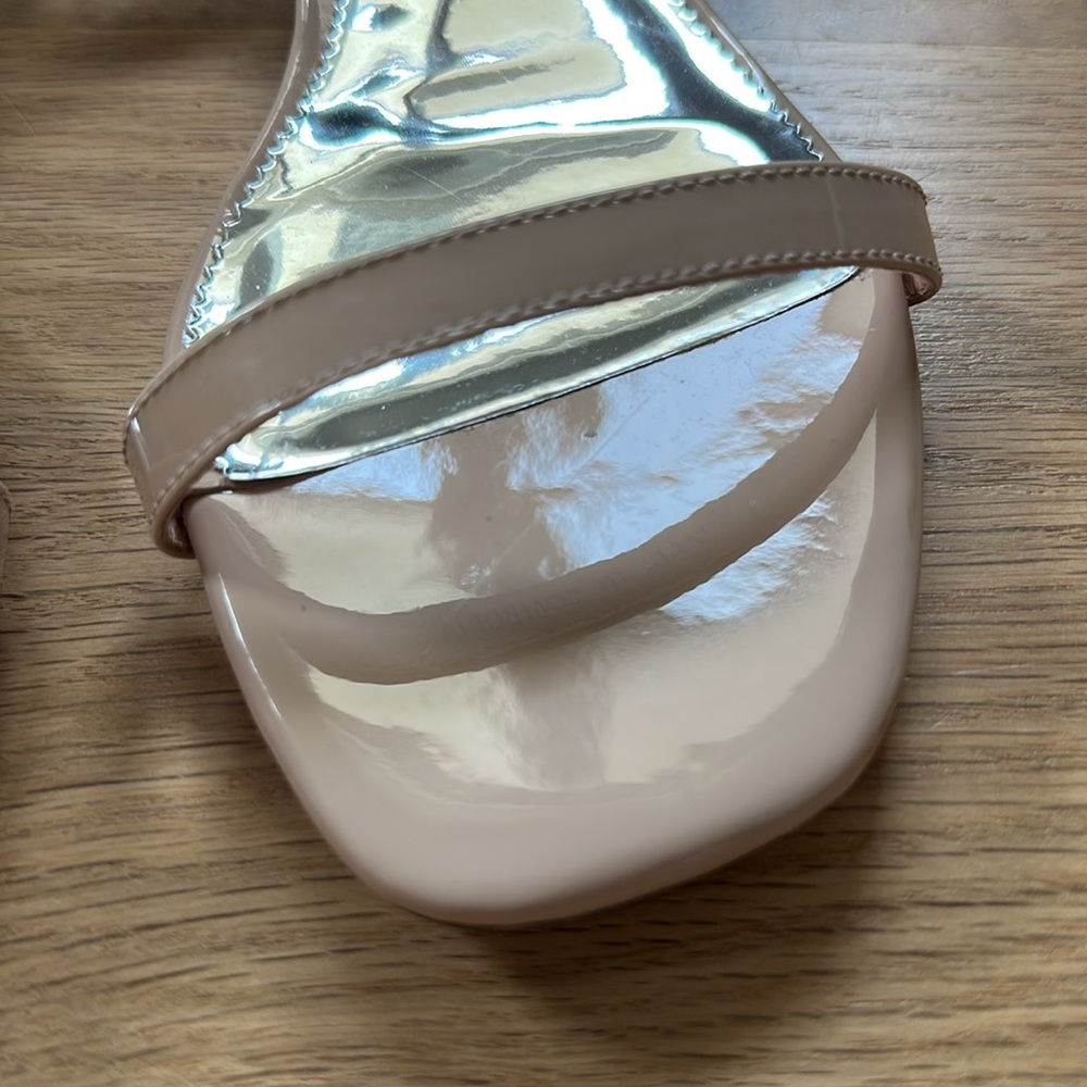 J Crew strappy sandals patent dusty pink taupe size 8.5, adjustable ankle strap - Picture 6 of 12